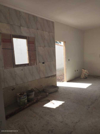 Imagem Casa com 2 Quartos à Venda, 60 m² em Monjolo - Itapevi