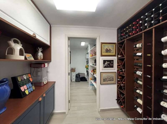 Imagem Casa com 4 Quartos à Venda, 2.194 m² em Granja Viana - Cotia Imagem Casa com 4 Quartos à Venda, 2.194 m² em Granja Viana - Cotia