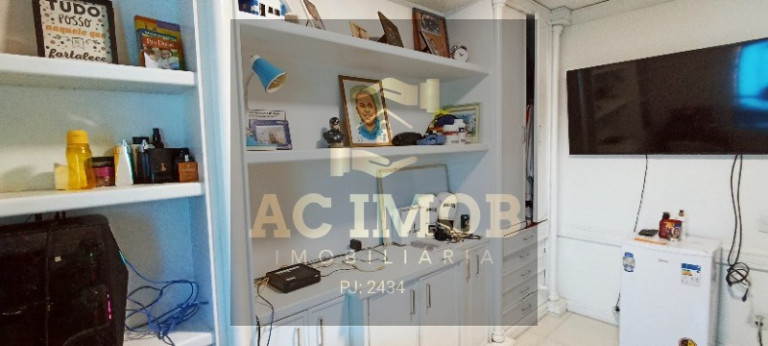 Imagem Imóvel com 4 Quartos à Venda, 168 m² em Pituba - Salvador Imagem Imóvel com 4 Quartos à Venda, 168 m² em Pituba - Salvador