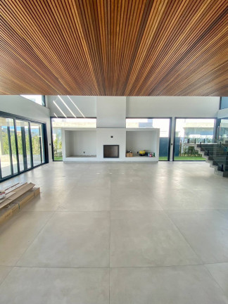 Imagem Casa à Venda, 536 m² em Marina - Xangri-lá Imagem Casa à Venda, 536 m² em Marina - Xangri-lá