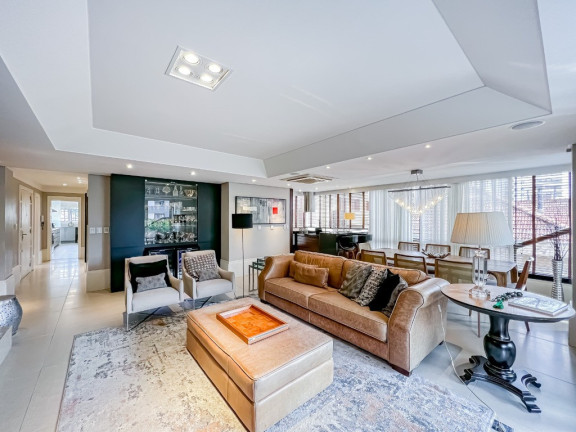 Imagem Apartamento com 3 Quartos à Venda, 158 m² em Petrópolis - Porto Alegre