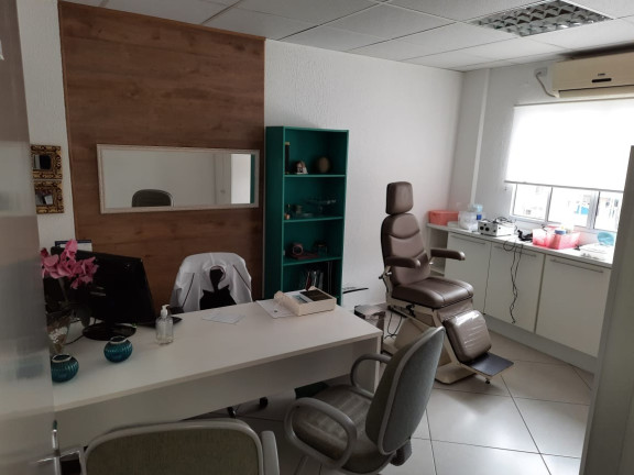 Imagem Imóvel com 3 Quartos à Venda, 190 m² em Vila Gumercindo - São Paulo