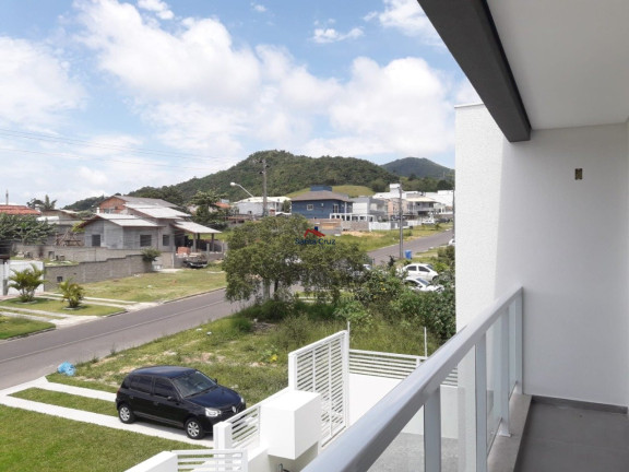 Imagem Sobrado com 3 Quartos à Venda, 225 m² em Ingleses Do Rio Vermelho - Florianópolis Imagem Sobrado com 3 Quartos à Venda, 225 m² em Ingleses Do Rio Vermelho - Florianópolis