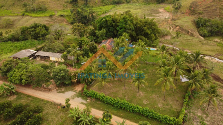Imóvel com 4 Quartos à Venda, 200.000 m² em Centro - Córrego Novo