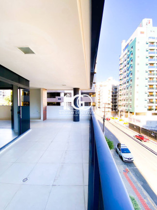 Imagem Apartamento com 3 Quartos à Venda, 215 m² em Centro - Criciúma