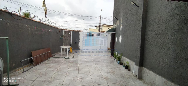 Imagem Sobrado com 3 Quartos à Venda, 95 m² em Tupi - Praia Grande