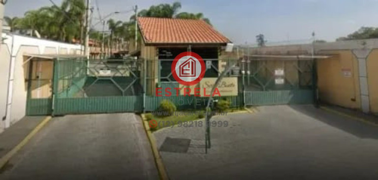 Casa com 2 Quartos à Venda, 80 m² em Jardim Jacinto - Jacareí