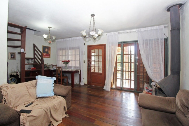 Imagem Casa com 4 Quartos à Venda, 300 m² em Glória - Porto Alegre