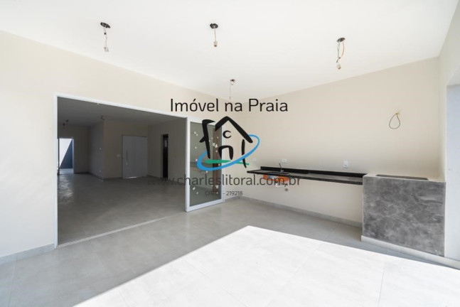 Imagem Casa com 3 Quartos à Venda, 300 m² em Pontal De Santa Marina - Caraguatatuba Imagem Casa com 3 Quartos à Venda, 300 m² em Pontal De Santa Marina - Caraguatatuba
