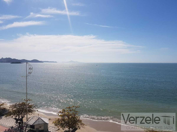 Imagem Apartamento com 3 Quartos à Venda, 110 m² em Centro - Balneário Camboriú Imagem Apartamento com 3 Quartos à Venda, 110 m² em Centro - Balneário Camboriú