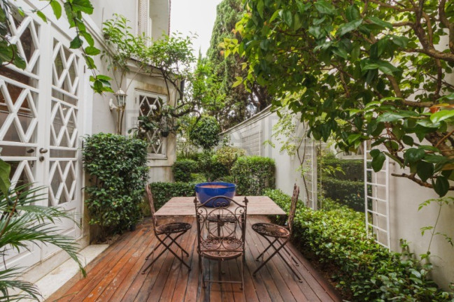 Imagem Casa com 3 Quartos à Venda, 332 m² em Jardim Paulistano - São Paulo