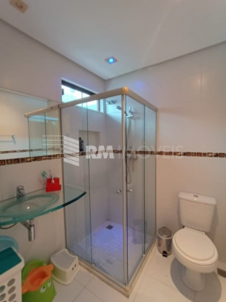 Imagem Casa de Condomínio com 4 Quartos à Venda, 211 m² em Estrada Do Coco - Lauro De Freitas Imagem Casa de Condomínio com 4 Quartos à Venda, 211 m² em Estrada Do Coco - Lauro De Freitas