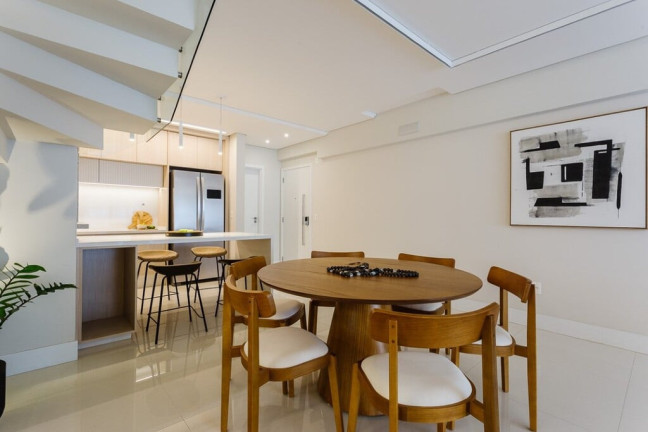 Imagem Apartamento com 6 Quartos à Venda, 333 m² Imagem Apartamento com 6 Quartos à Venda, 333 m²