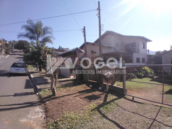 Imagem Casa com 3 Quartos à Venda, 900 m² em Bairro Não Informado - Campo Bom Imagem Casa com 3 Quartos à Venda, 900 m² em Bairro Não Informado - Campo Bom