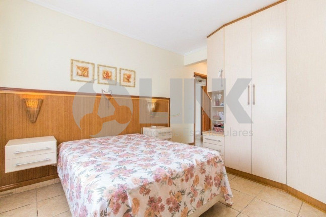 Imagem Imóvel com 3 Quartos à Venda, 229 m² em Bela Vista - Porto Alegre