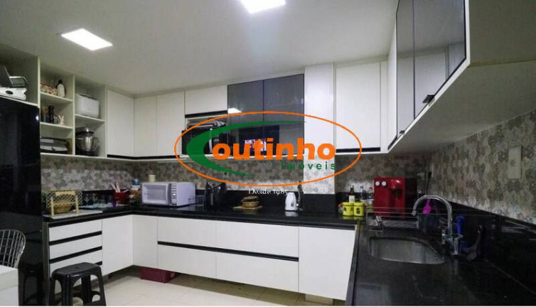 Imagem Apartamento com 3 Quartos à Venda, 160 m² em Tijuca - Rio De Janeiro Imagem Apartamento com 3 Quartos à Venda, 160 m² em Tijuca - Rio De Janeiro
