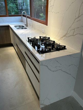 Imagem Casa com 3 Quartos para Alugar, 450 m² em Santo Inácio - Santa Cruz Do Sul Imagem Casa com 3 Quartos para Alugar, 450 m² em Santo Inácio - Santa Cruz Do Sul