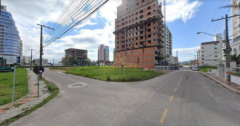 Imagem Terreno à Venda, 704 m² em Pedra Branca - Palhoça Imagem Terreno à Venda, 704 m² em Pedra Branca - Palhoça