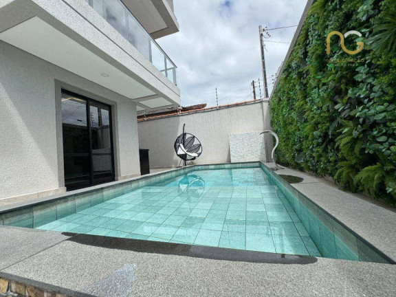Sobrado com 3 Quartos à Venda, 140 m² em Vila Guilhermina - Praia Grande