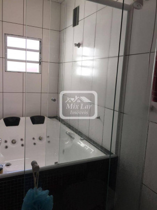 Imagem Sobrado com 3 Quartos à Venda, 241 m² em Bandeiras - Osasco