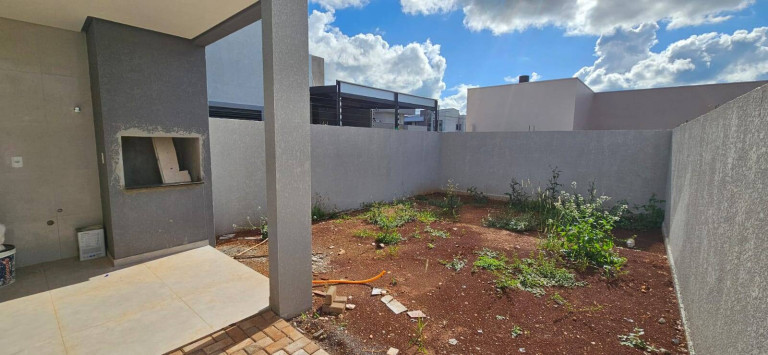 Imagem Sobrado com 3 Quartos à Venda, 180 m² em Recanto Tropical - Cascavel Imagem Sobrado com 3 Quartos à Venda, 180 m² em Recanto Tropical - Cascavel