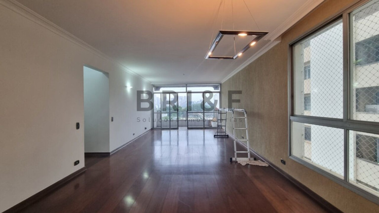 Imagem Apartamento com 3 Quartos à Venda, 182 m² em Brooklin - São Paulo Imagem Apartamento com 3 Quartos à Venda, 182 m² em Brooklin - São Paulo