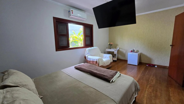 Imagem Casa com 5 Quartos à Venda, 381 m² em Parque Dos Príncipes - São Paulo Imagem Casa com 5 Quartos à Venda, 381 m² em Parque Dos Príncipes - São Paulo