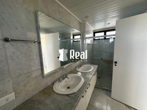 Imagem Apartamento com 4 Quartos para Alugar, 250 m² em Vitória - Salvador