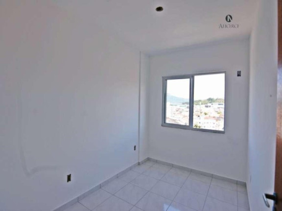Imagem Imóvel com 2 Quartos à Venda, 65 m² em Fazenda Santo Antônio - São José
