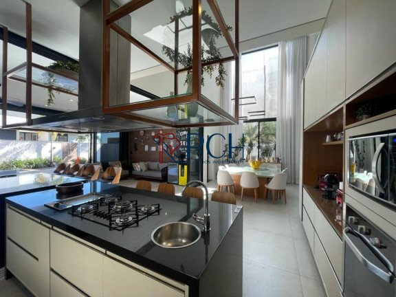 Imagem Casa com 4 Quartos à Venda, 335 m² em Alphaville Nova Esplanada 3 - Votorantim Imagem Casa com 4 Quartos à Venda, 335 m² em Alphaville Nova Esplanada 3 - Votorantim