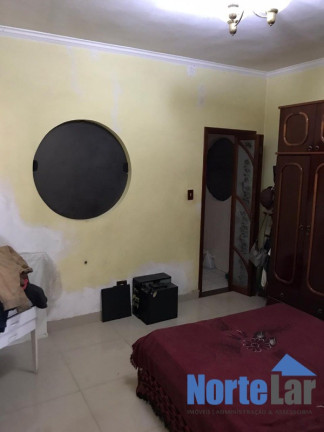 Imagem Casa com 3 Quartos à Venda, 250 m² em Vila Cavaton - São Paulo