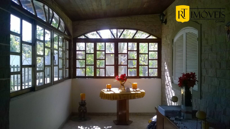 Imagem Casa com 4 Quartos à Venda, 400 m² em Parque Hotel - Araruama Imagem Casa com 4 Quartos à Venda, 400 m² em Parque Hotel - Araruama
