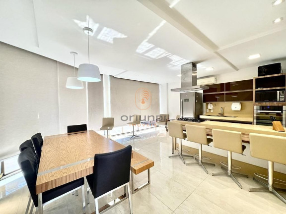Imagem Apartamento com 4 Quartos à Venda, 196 m² em Itapuã - Vila Velha