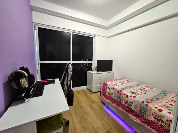 Apartamento com 2 Quartos à Venda, 67 m² em Encruzilhada - Santos