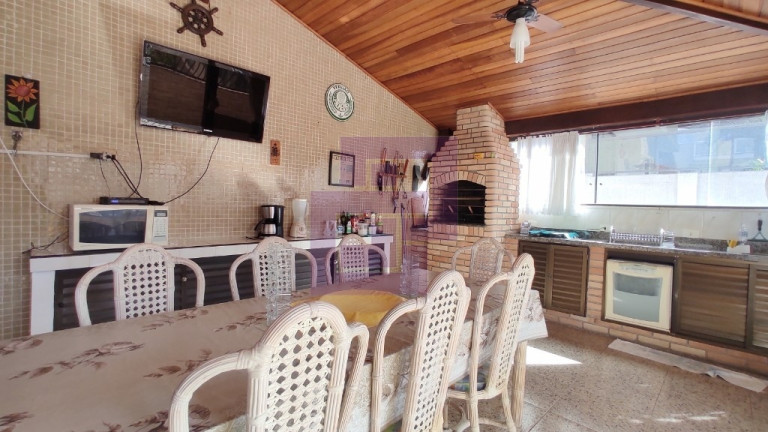 Imagem Cobertura com 3 Quartos à Venda, 160 m² em Enseada - Guarujá