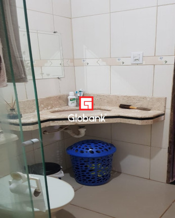 Imagem Casa com 2 Quartos à Venda, 176 m² em Planalto - Montes Claros