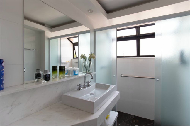 Imagem Apartamento com 3 Quartos à Venda, 155 m² em Campo Belo - São Paulo