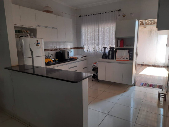 Imagem Casa com 3 Quartos à Venda, 122 m² em Setor Estrela Dalva - Goiânia Imagem Casa com 3 Quartos à Venda, 122 m² em Setor Estrela Dalva - Goiânia