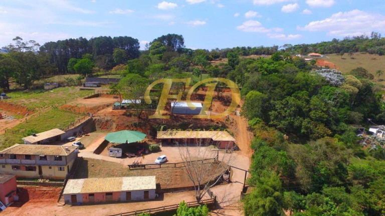 Chácara à Venda, 5.100 m² em Bairro Da Cachoeira - Atibaia