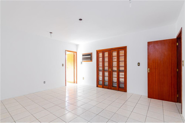 Imagem Casa de Condomínio com 4 Quartos à Venda, 154 m² em Santa Tereza - Porto Alegre Imagem Casa de Condomínio com 4 Quartos à Venda, 154 m² em Santa Tereza - Porto Alegre