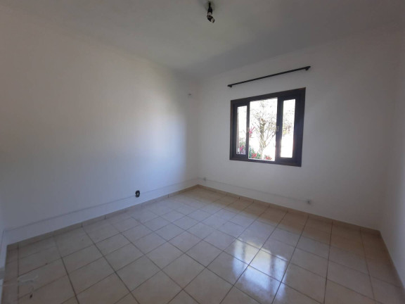Imagem Casa com 4 Quartos para Alugar, 250 m² em Independência - Taubaté Imagem Casa com 4 Quartos para Alugar, 250 m² em Independência - Taubaté