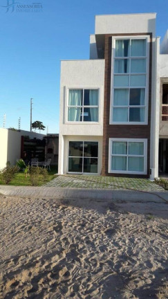 Imagem Casa com 3 Quartos para Alugar ou Temporada, 103 m² em Parque Das Nacoes - Parnamirim