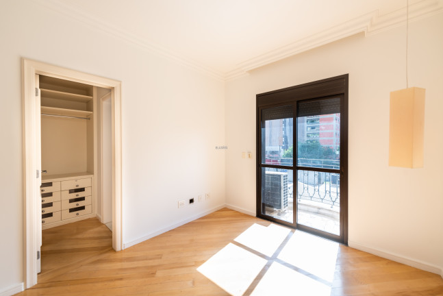 Imagem Apartamento com 4 Quartos à Venda, 313 m² em Moema - São Paulo Imagem Apartamento com 4 Quartos à Venda, 313 m² em Moema - São Paulo