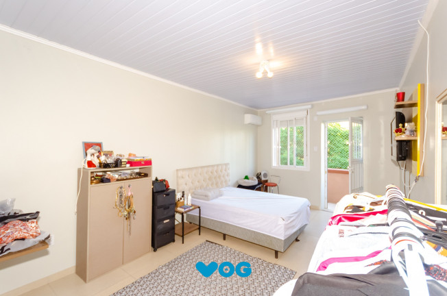 Imagem Imóvel com 2 Quartos à Venda, 57 m² em Petrópolis - Porto Alegre Imagem Imóvel com 2 Quartos à Venda, 57 m² em Petrópolis - Porto Alegre