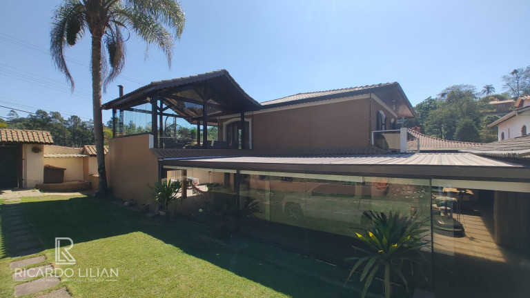 Imagem Sobrado com 3 Quartos à Venda, 310 m² em Mantiqueira - Mairiporã