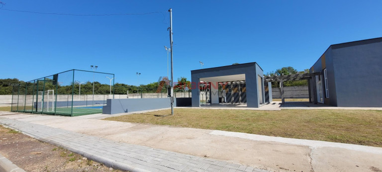 Imagem Terreno à Venda, 411 m² em Camobi - Santa Maria Imagem Terreno à Venda, 411 m² em Camobi - Santa Maria