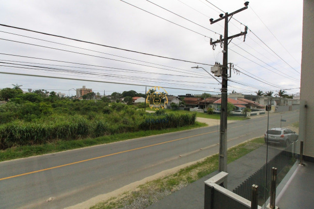 Imagem Sobrado com 3 Quartos à Venda,  em Volta Ao Mundo 1 - Itapoá