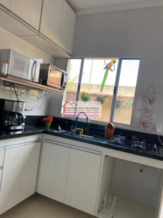 Imagem Casa com 2 Quartos à Venda, 60 m² em Morro Do Algodão - Caraguatatuba