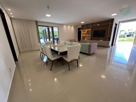 Imagem Casa com 3 Quartos à Venda, 305 m²