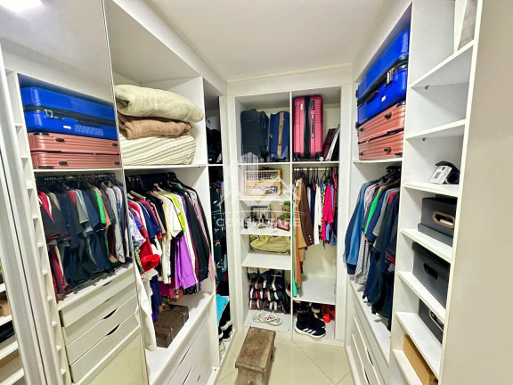 Imagem Casa com 4 Quartos à Venda, 114 m² em Marapé - Santos